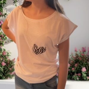 T-SHIRT CUORE ZEBRATO CON STRASS