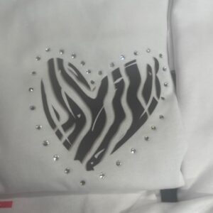 T-SHIRT CUORE ZEBRATO CON STRASS